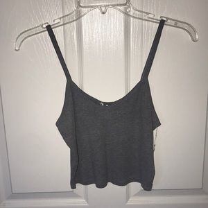 Tilly’s brand crop top